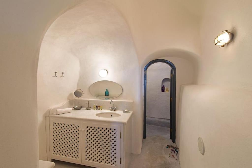 Breeze House Oía